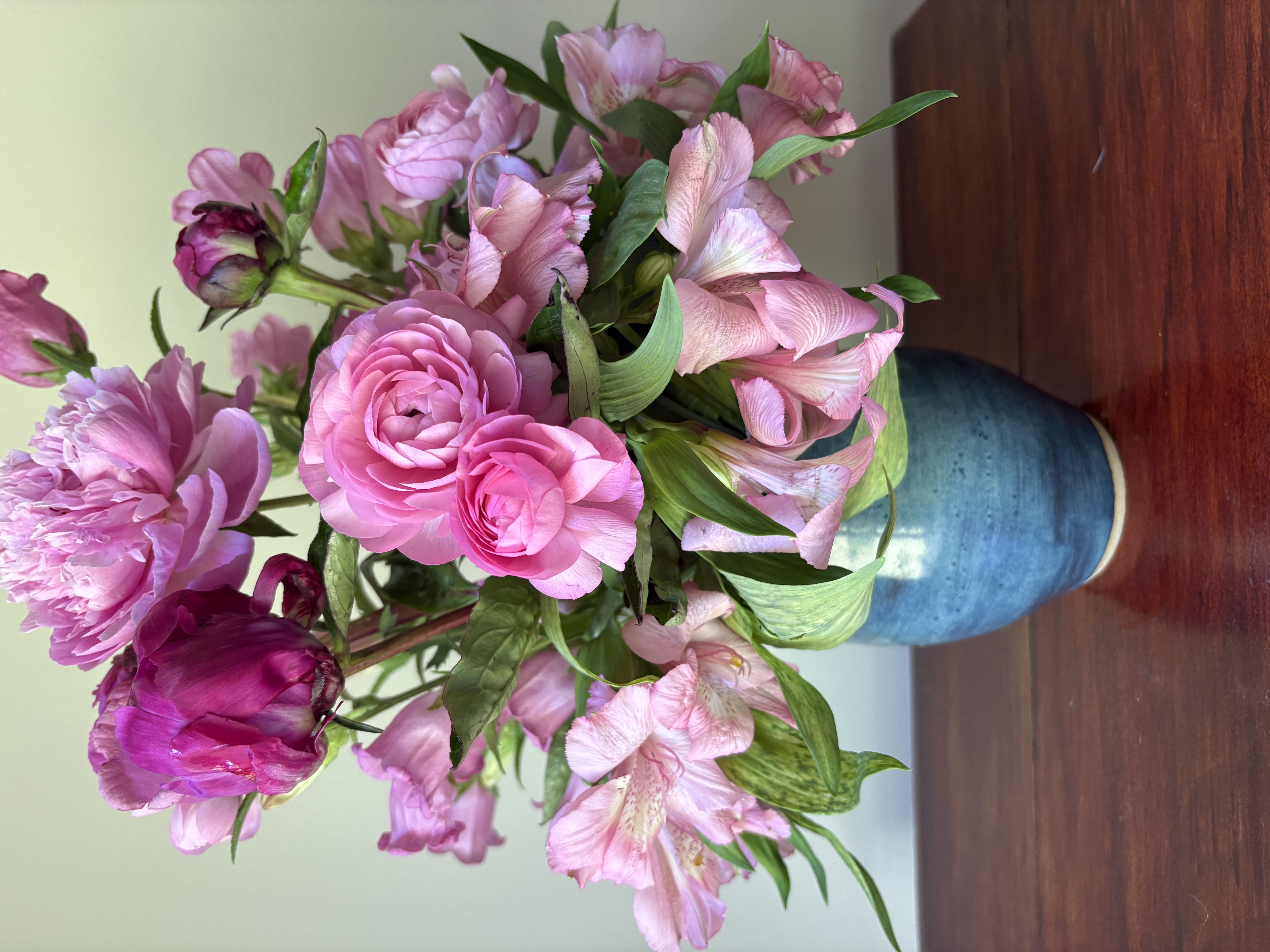 Adjunto Peonies.jpeg